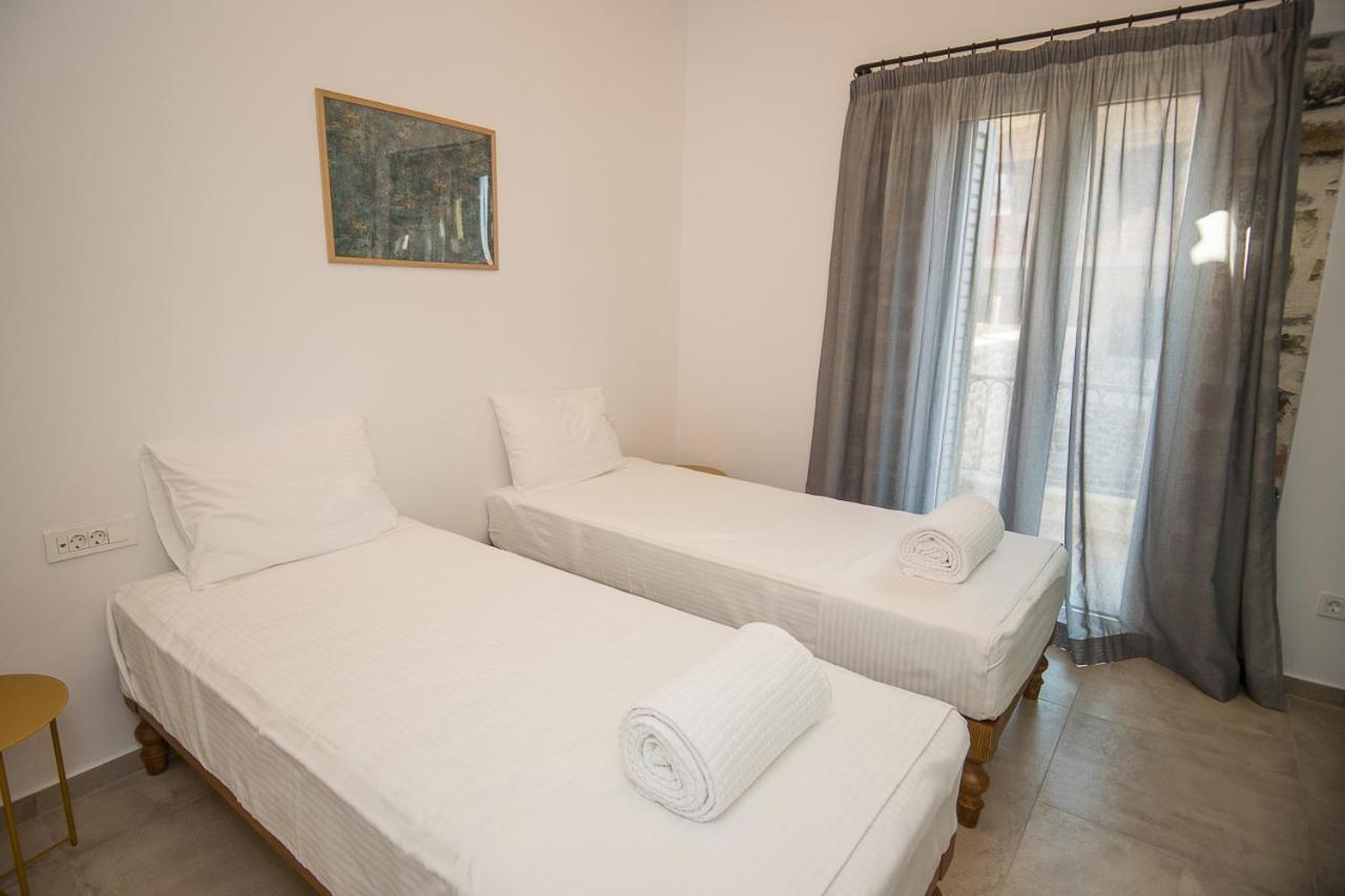 Aeonian Villa แอร์มิโอนี ภายนอก รูปภาพ